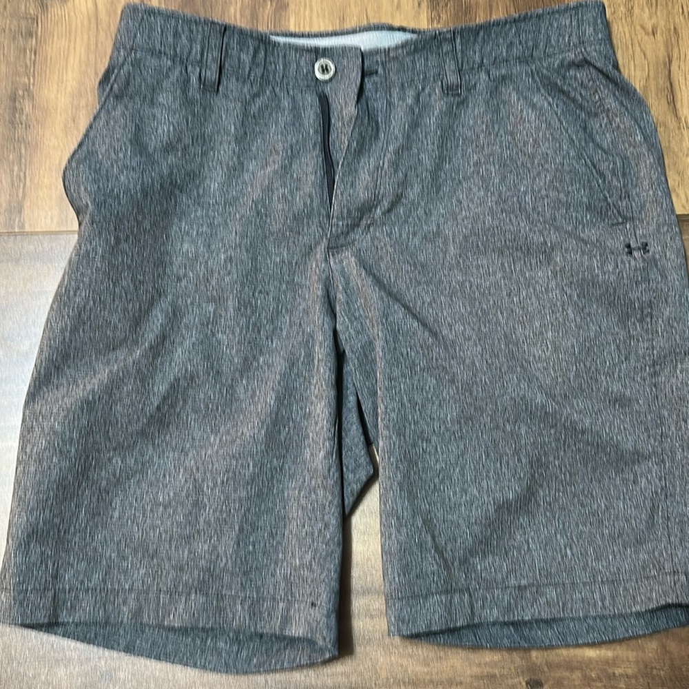 Under Armour golf shorts